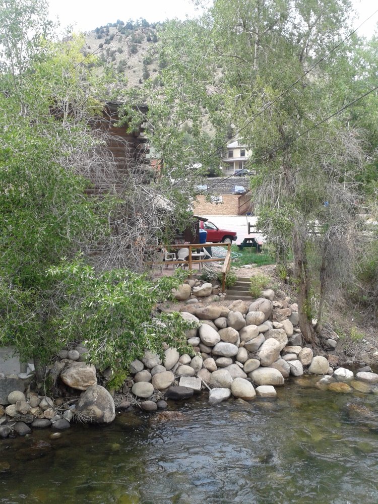 This image has an empty alt attribute; its file name is 120727_0004.jpg